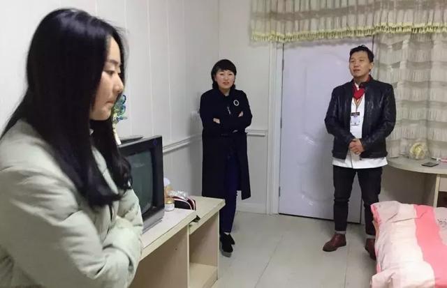 兰州欧米奇创就业团队走进学员宿舍 暖心慰问